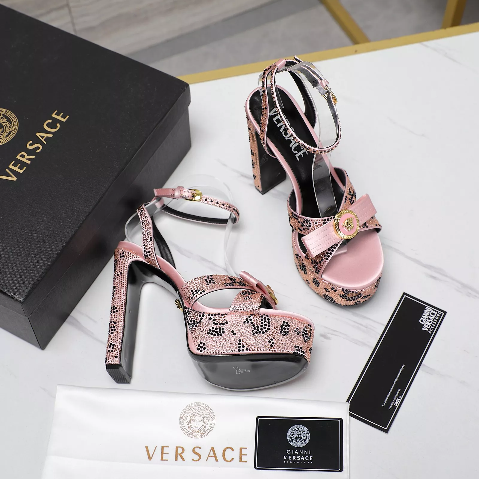 versace sandale pour femme s_127537b3